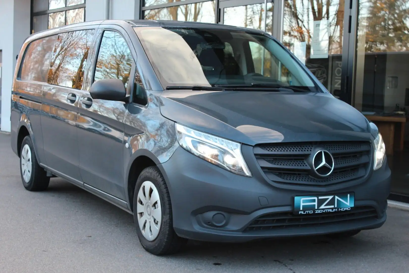 Mercedes-Benz Vito Mixto 111 CDI FWD extralang mit LED+Navi Gris - 2