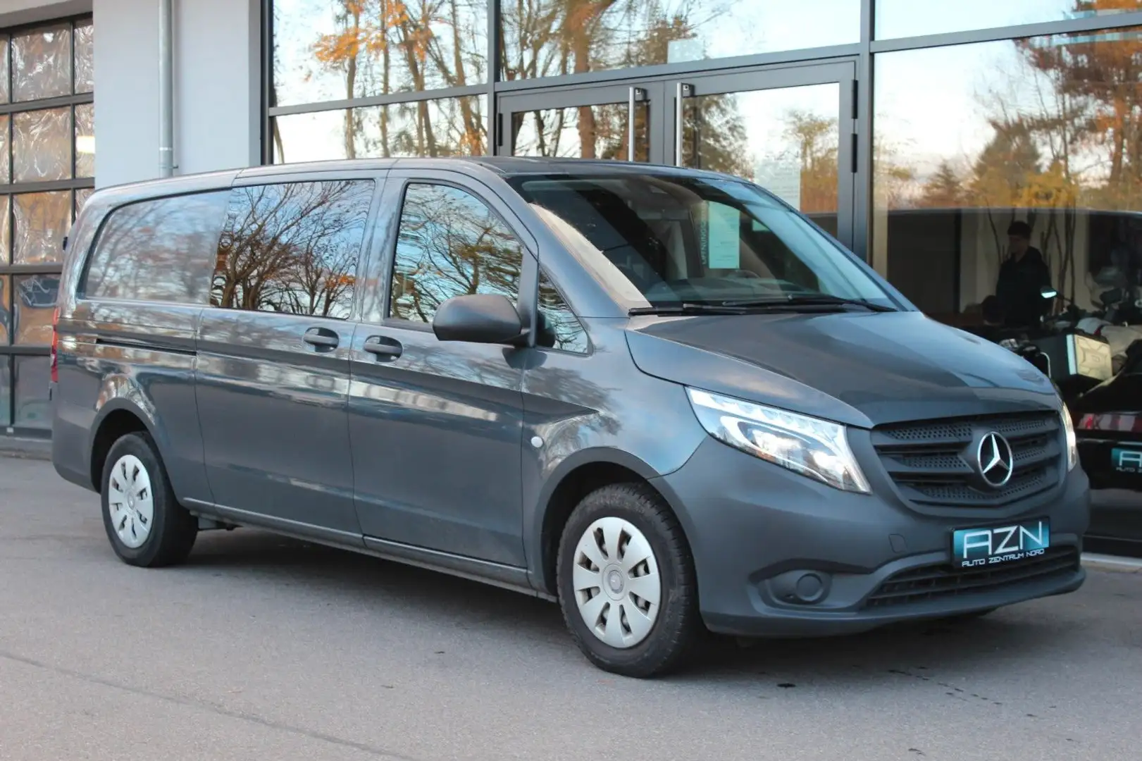 Mercedes-Benz Vito Mixto 111 CDI FWD extralang mit LED+Navi Gris - 1
