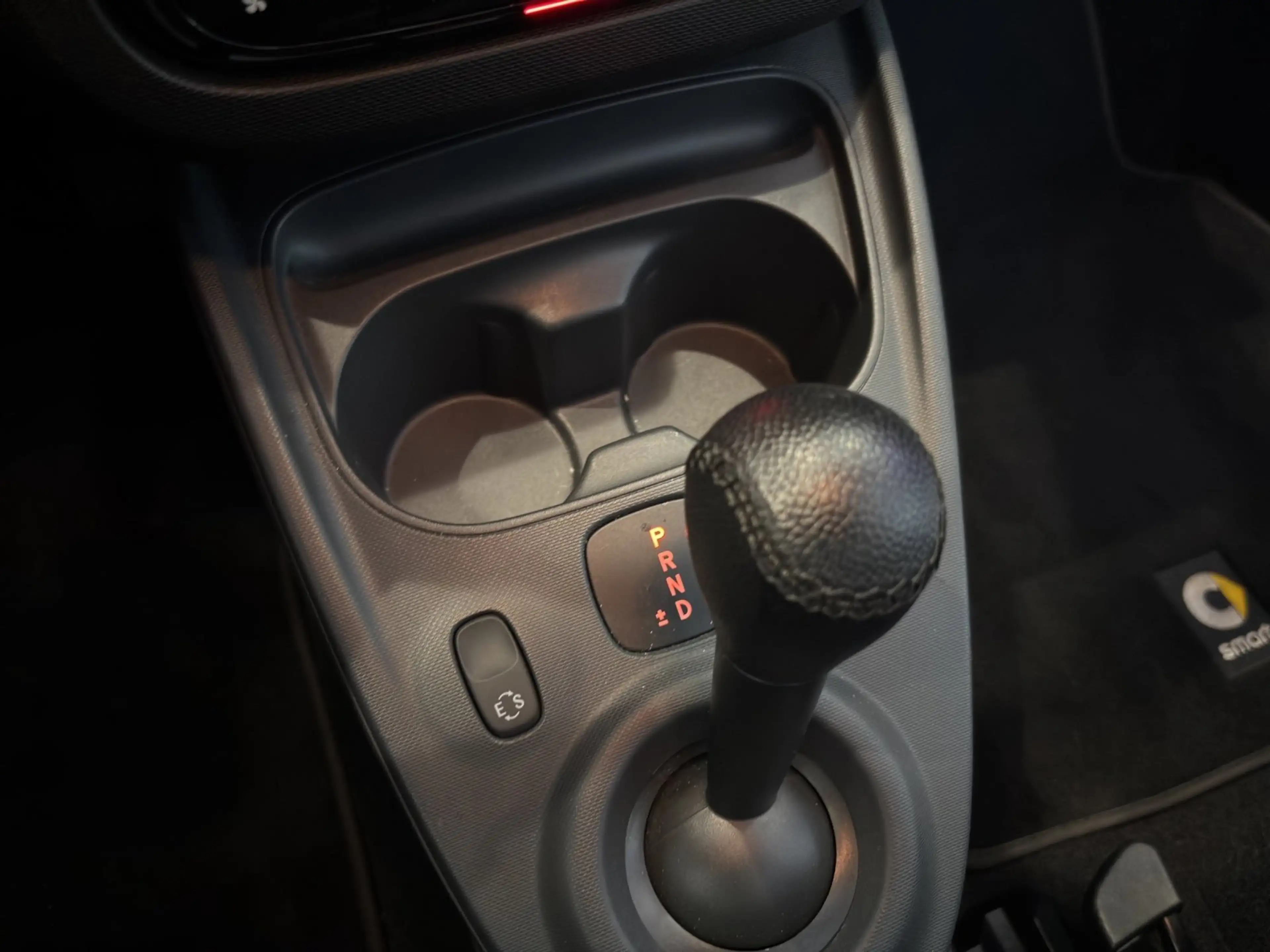 smart forTwo Fortwo Coupe Passion Twinamic Kamera NAVI 15" — photo 11