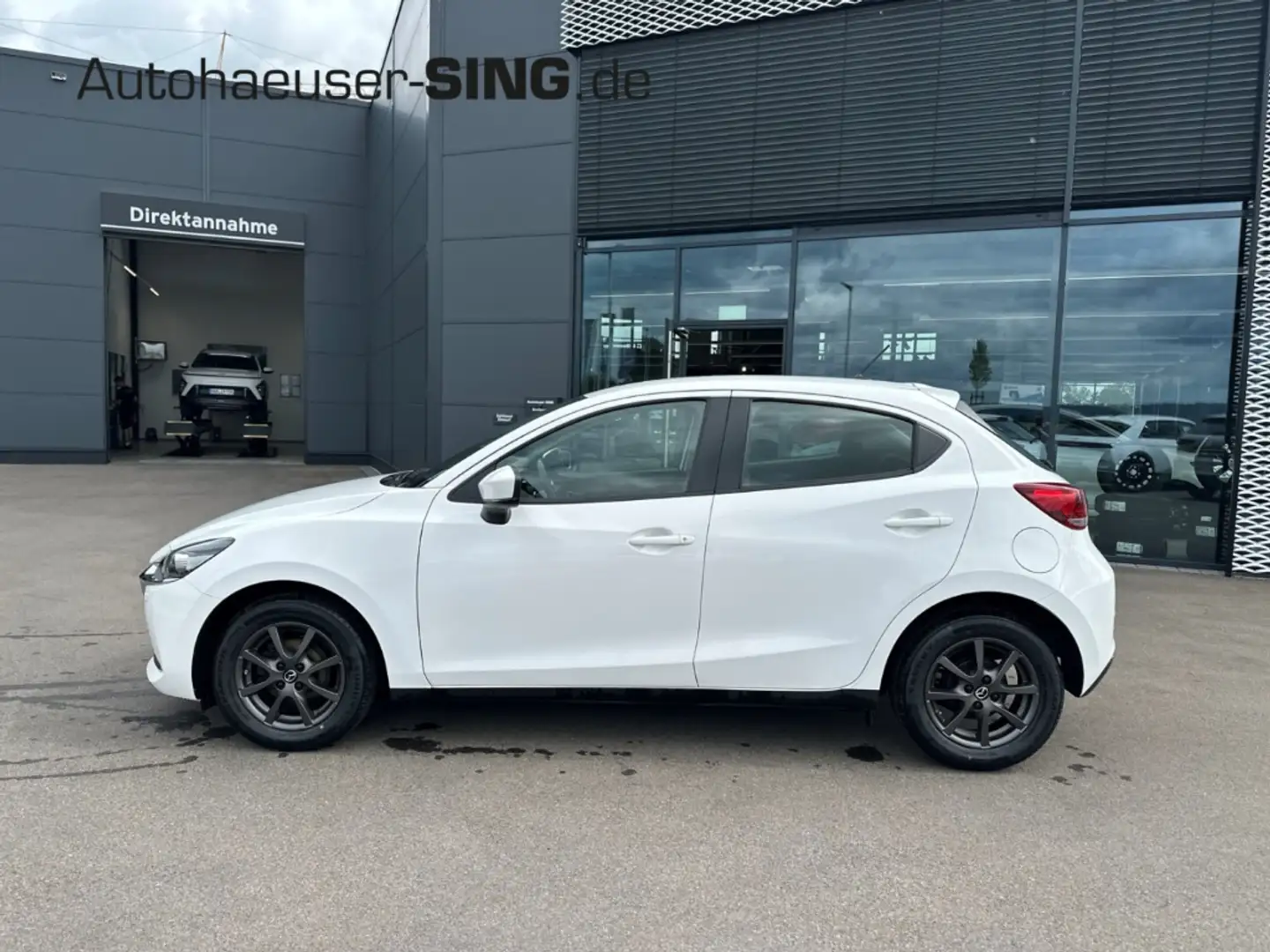Mazda 2 Center-Line Klimaanlage Keyless Go Tempomat Weiß - 2