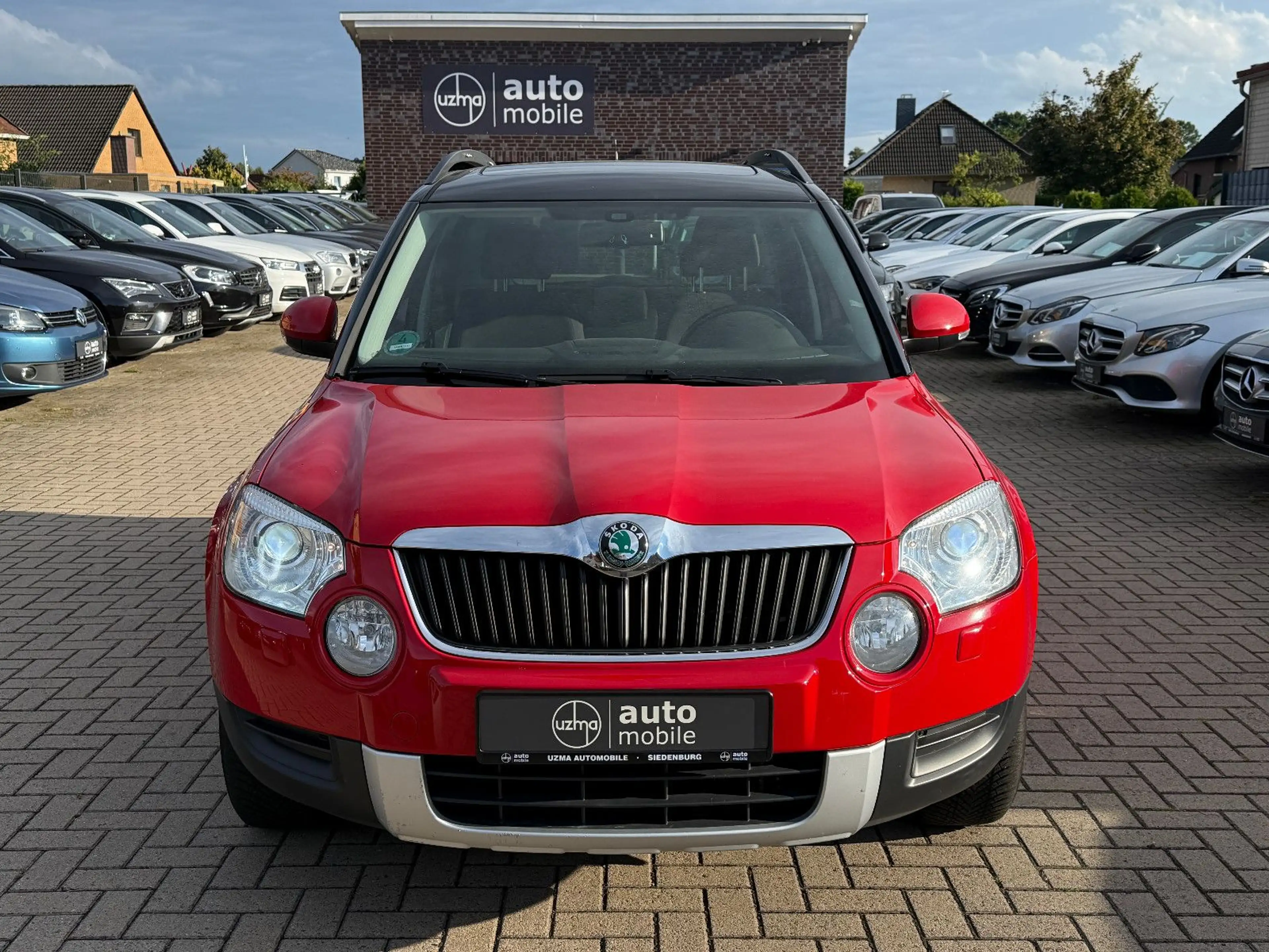 Skoda Yeti 1.4, TÜV neu, AHK, Scheckheft, Pano, Navi — photo 8