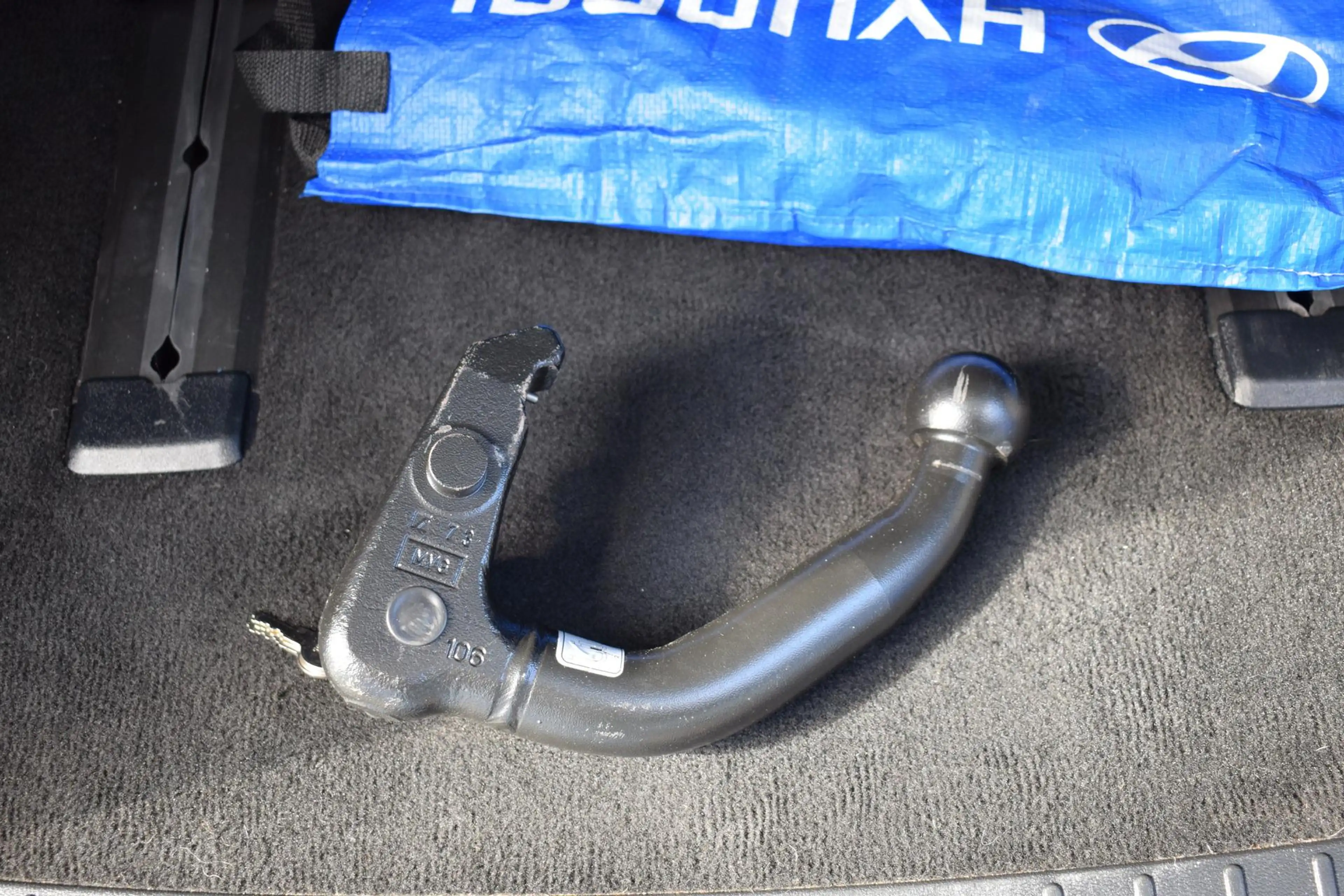 Hyundai STARIA 2.2 CRDi Signature 4WD — photo 23