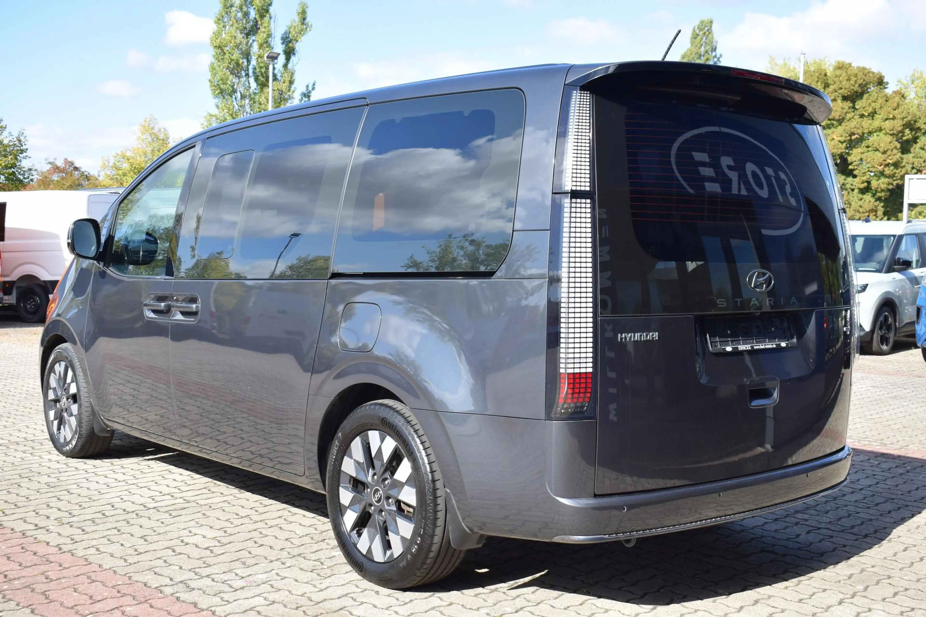 Hyundai STARIA 2.2 CRDi Signature 4WD — photo 7