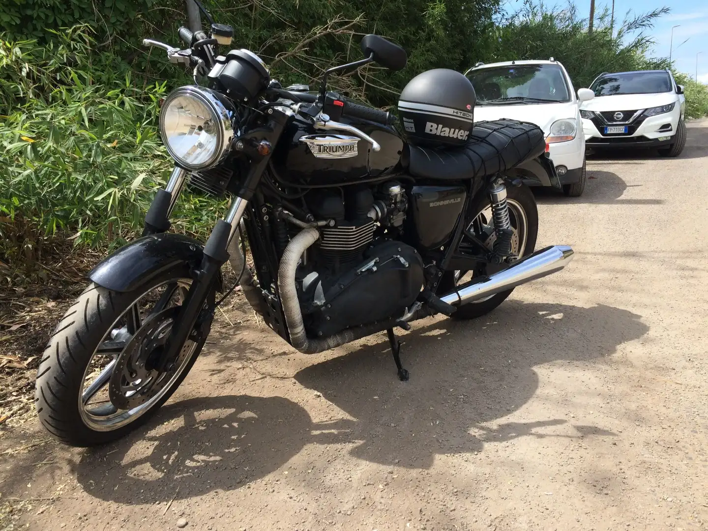 Triumph Bonneville America Schwarz - 1