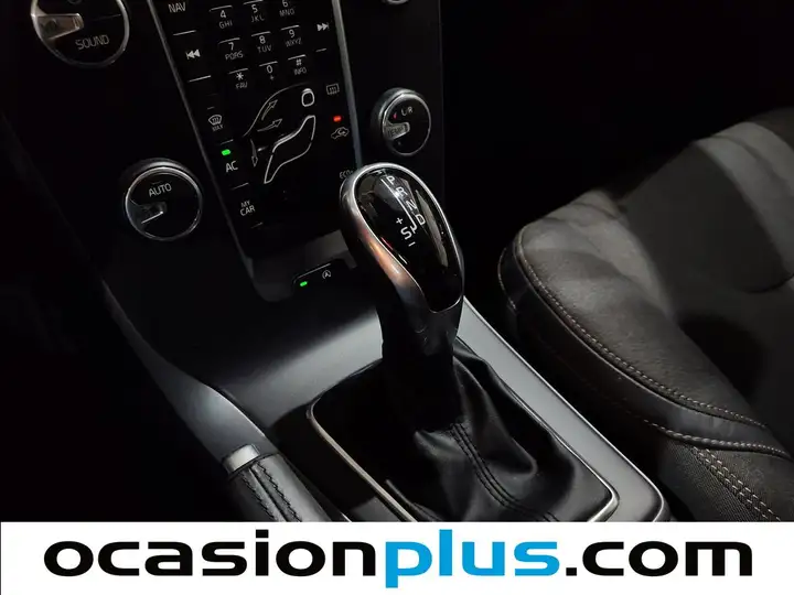 Volvo S40 2017, foto 5