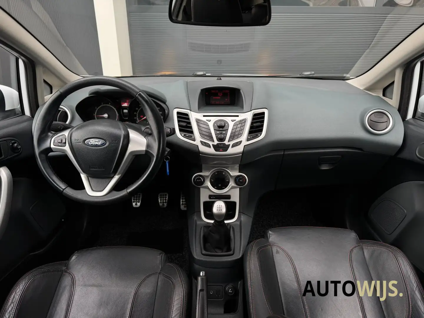 Ford Fiesta 1.6 Ghia|120PK|LEDER|XENON|99DKM|GOED ONDERHOUDEN| Weiß - 2