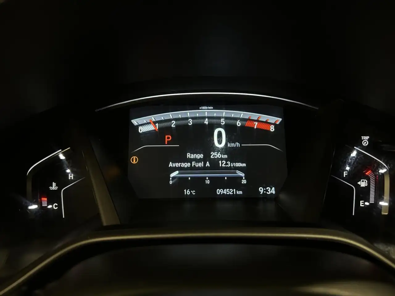 Honda CR-V снимка Honda CR-V