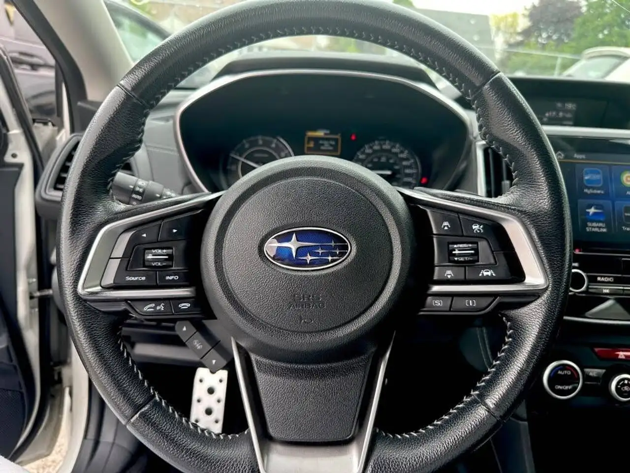 Subaru Impreza снимка Subaru Impreza