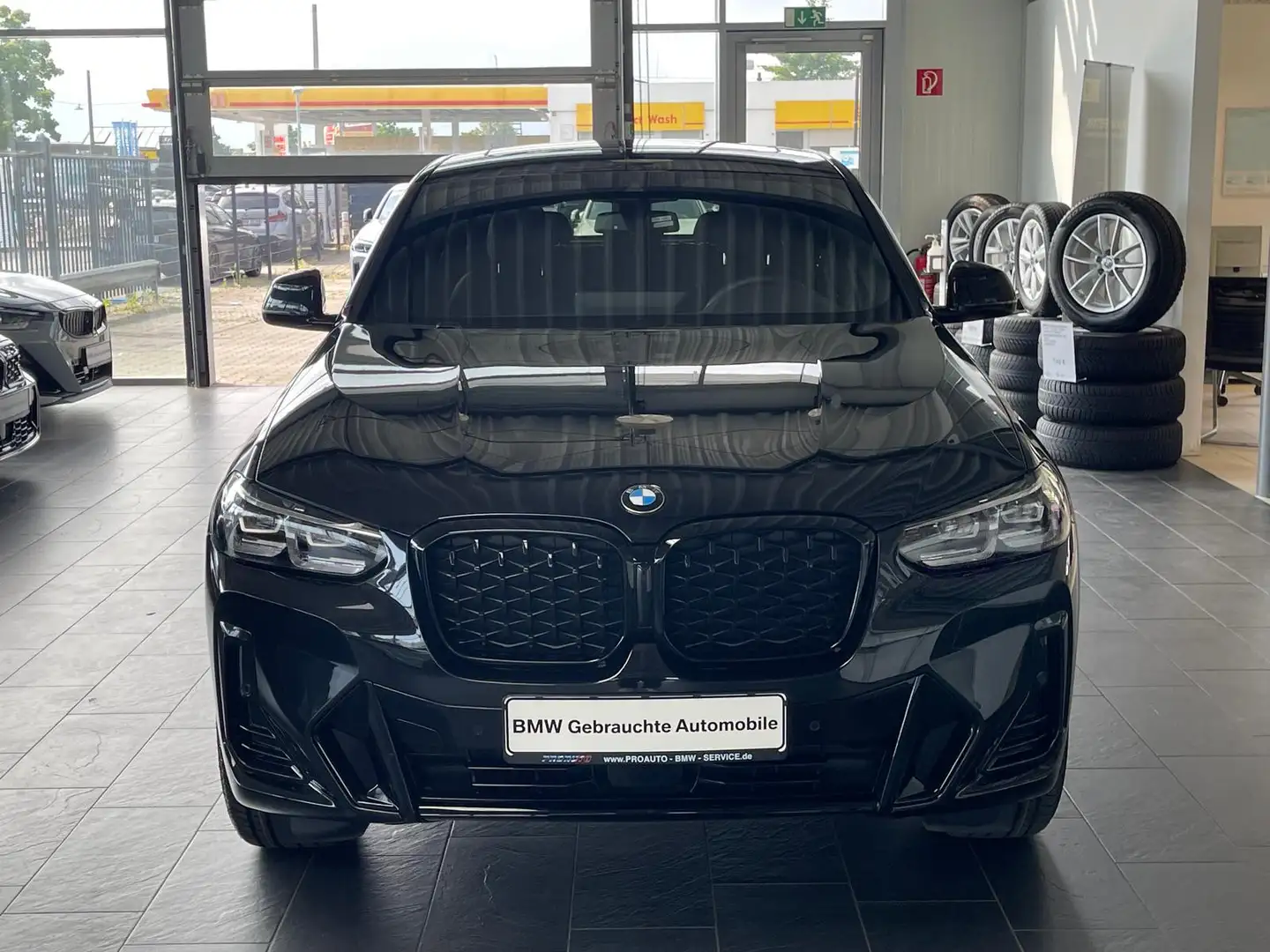 BMW X4 xDrive 20i M Sport AHK/A-LED/Pano/ACC Schwarz - 2