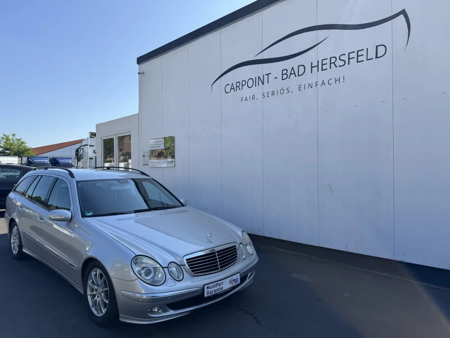Mercedes-Benz E 200 T Kompressor (211.242)| H&K| AHK| NAVI| Silber - 1