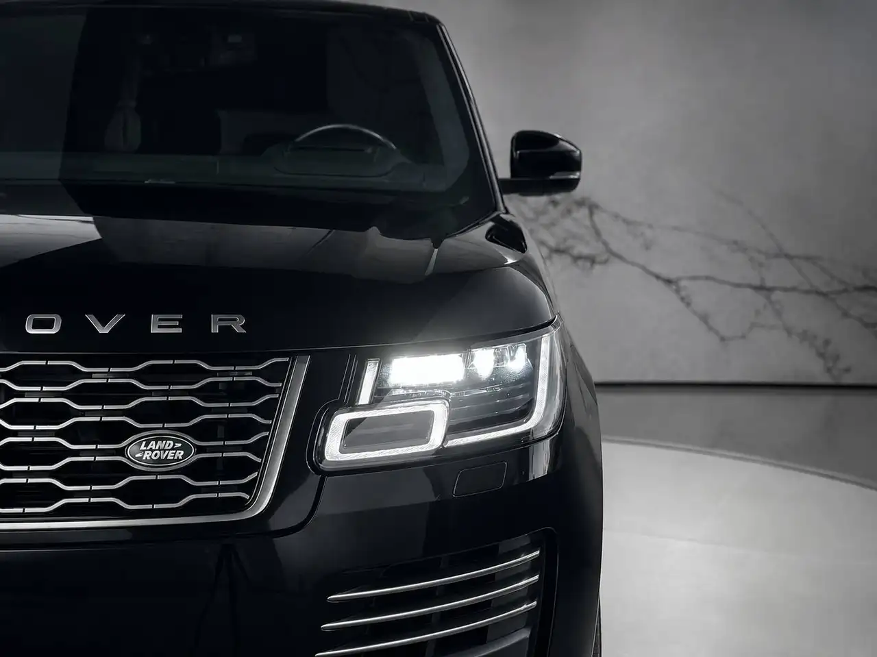 Land Rover Range Rover photo Land Rover Range Rover