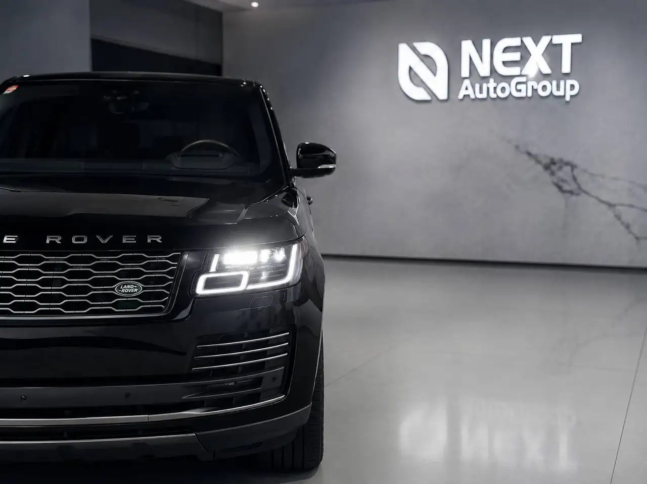 Land Rover Range Rover photo Land Rover Range Rover