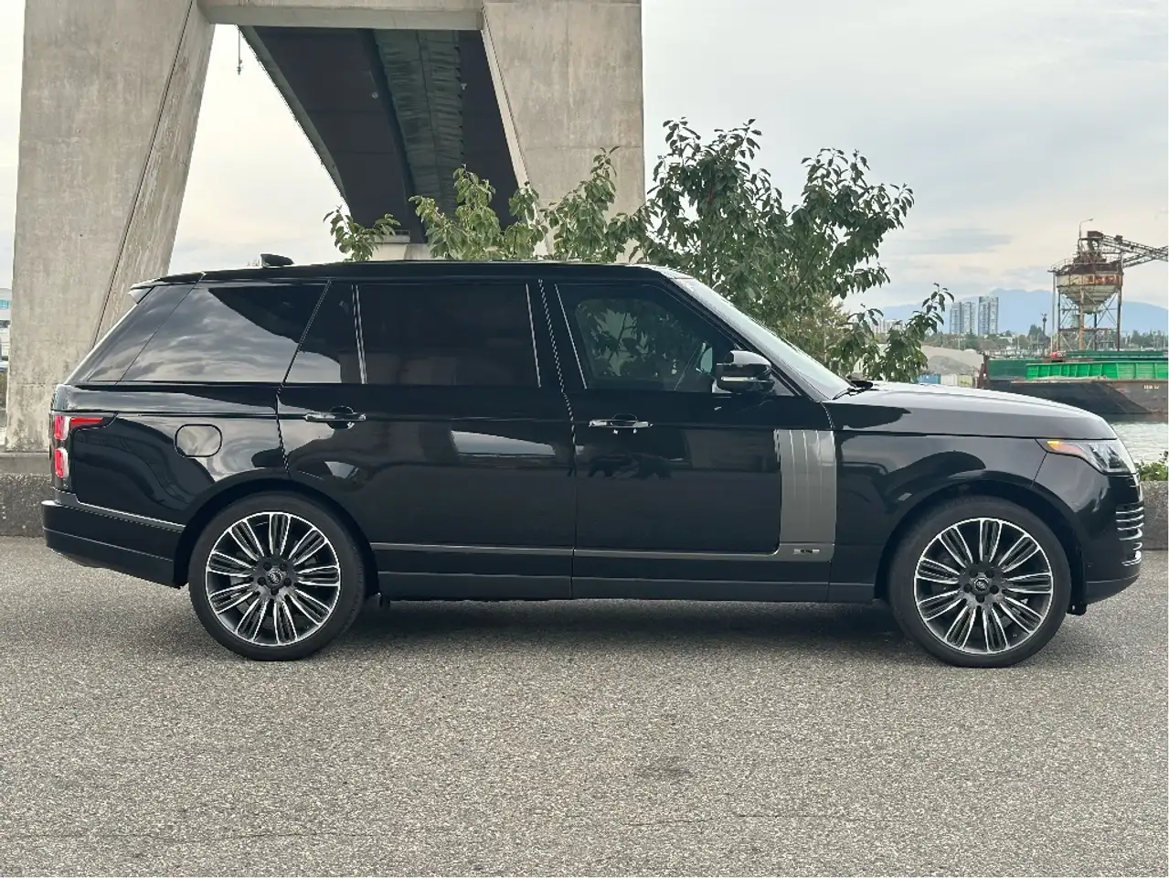 Land Rover Range Rover снимка Land Rover Range Rover