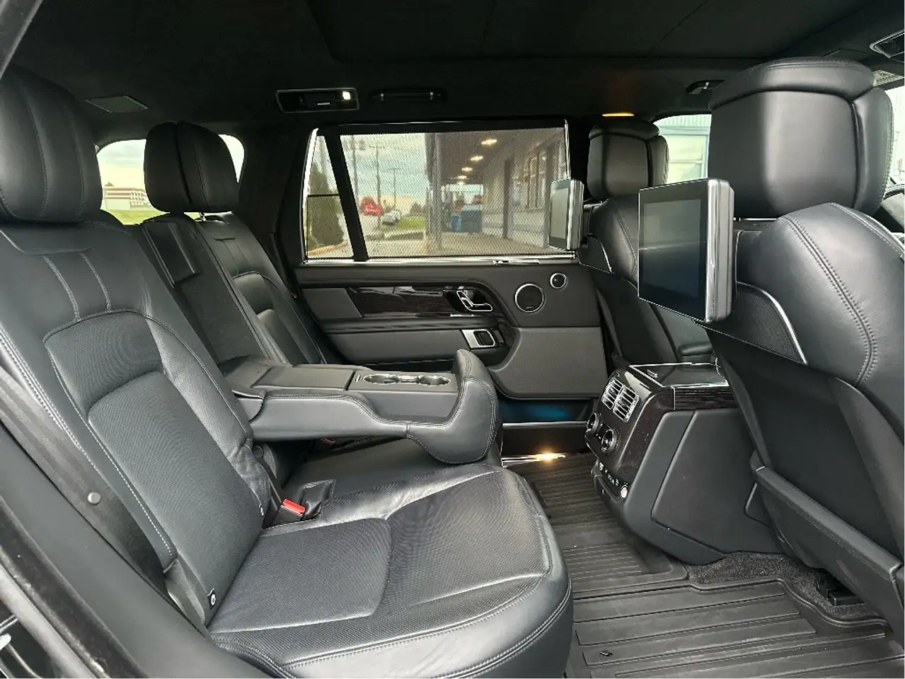 Land Rover Range Rover снимка Land Rover Range Rover