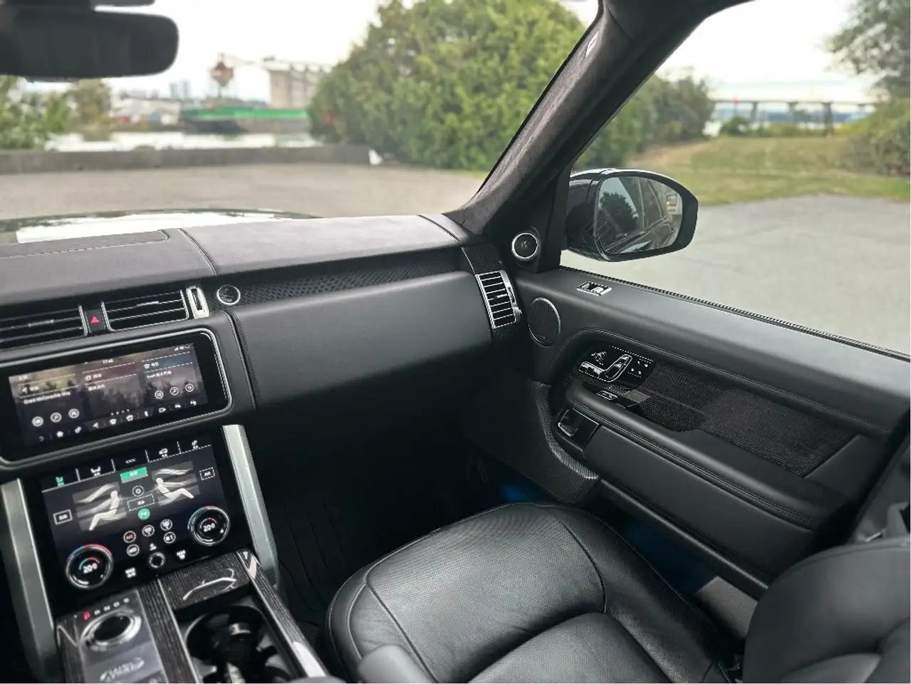 Land Rover Range Rover снимка Land Rover Range Rover