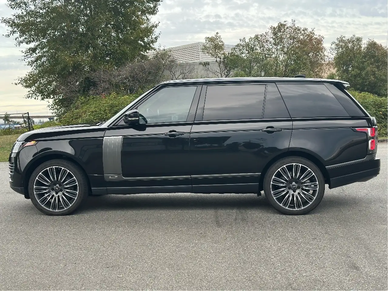 Land Rover Range Rover снимка Land Rover Range Rover