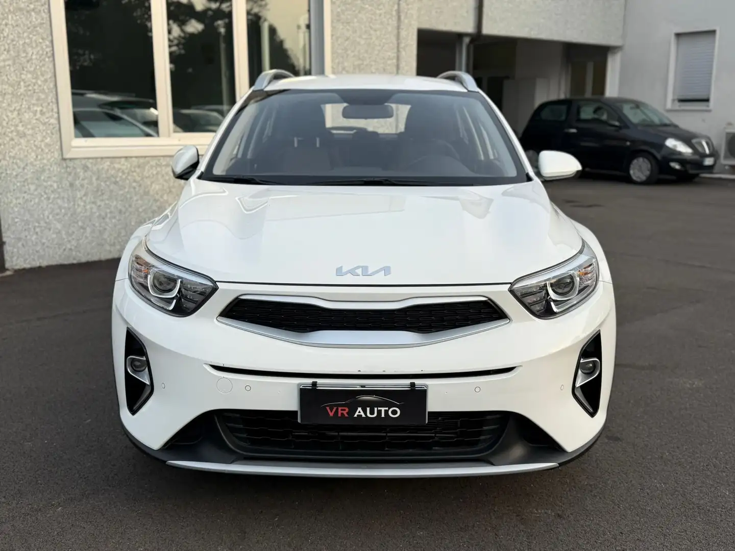 Kia Stonic 1.2 dpi Urban 84cv CARPLAY/RETROCAM Bianco - 2