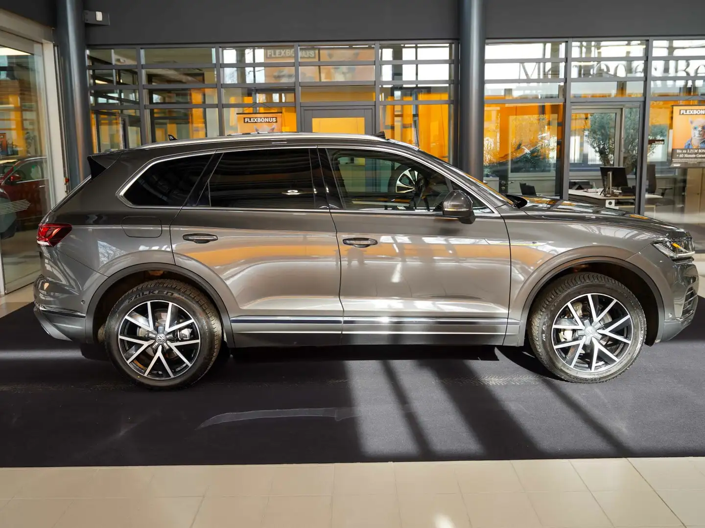 Volkswagen Touareg Touareg 3.0 V6 TDI Luftfederung Head-up Pano AHK Szary - 2