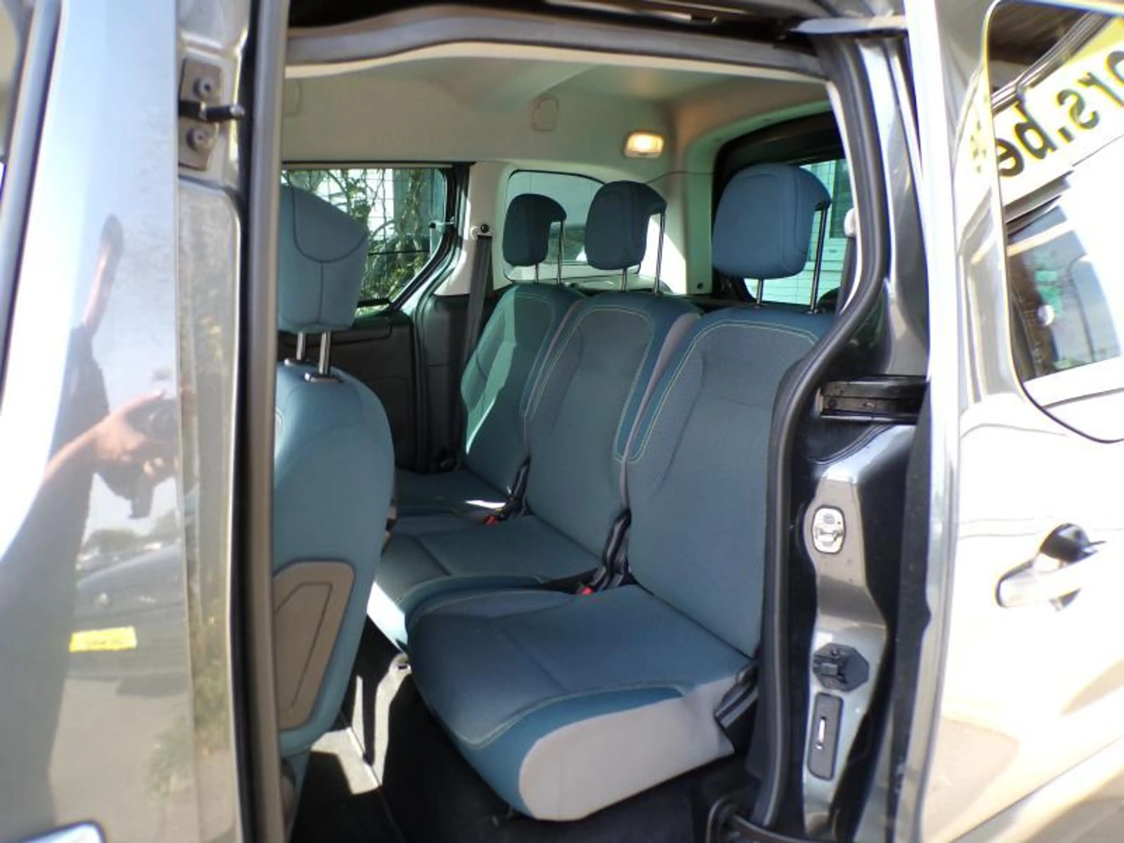 Citroen Berlingo 1.6 HDi 99cv Gris 05/18 Airco Capteurs Cruise — photo 7