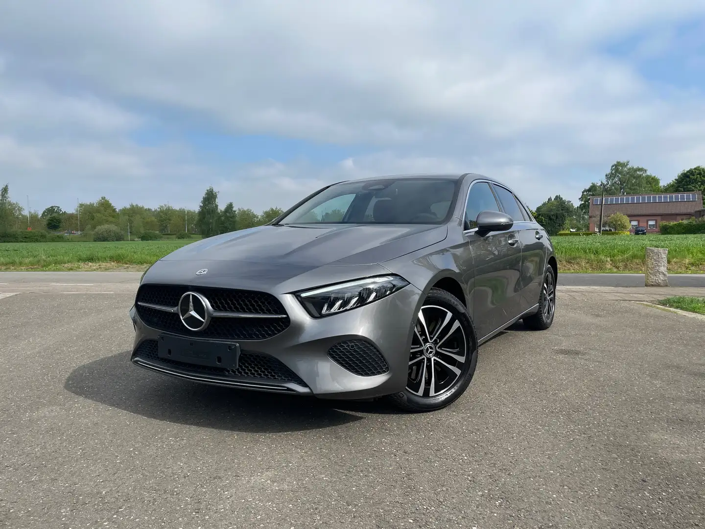 Mercedes-Benz A 250 e PHEV Business Line (160 kW) Grigio - 1
