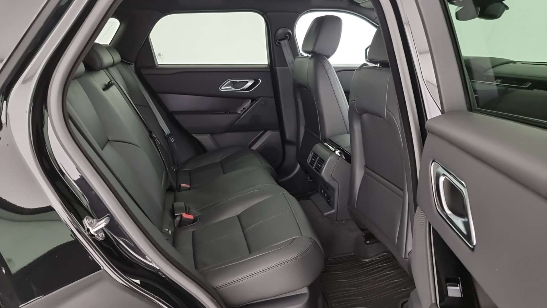 Land Rover Range Rover Velar Dynamic SE 2.0D I4 -  - Joinsteer - #4