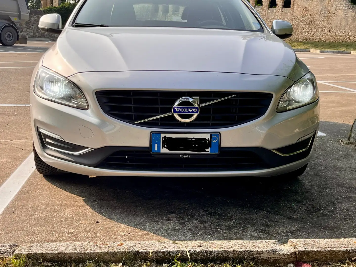 Volvo V60 2.0 d4 R-design ocean race - 1