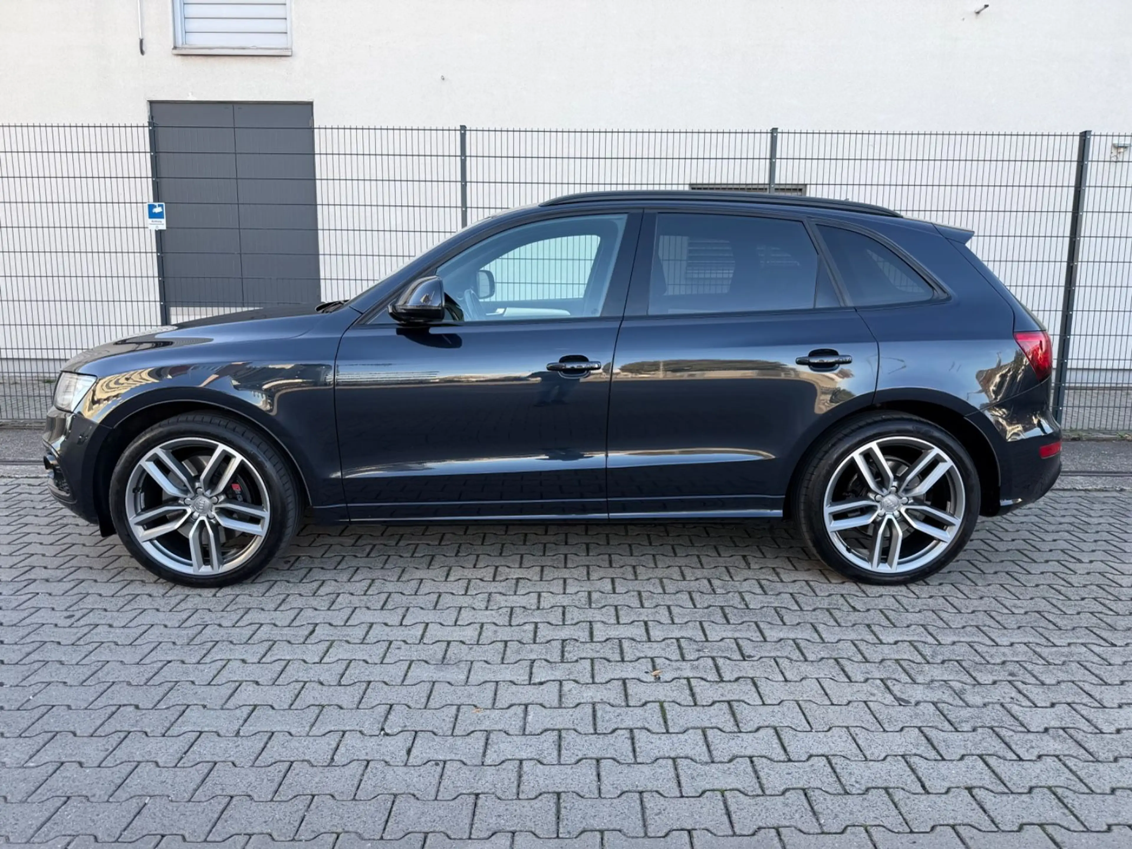 Audi SQ5 3.0 TDI quattro ACC/PANO/B&O/RFK/STANDHEIZ — photo 8