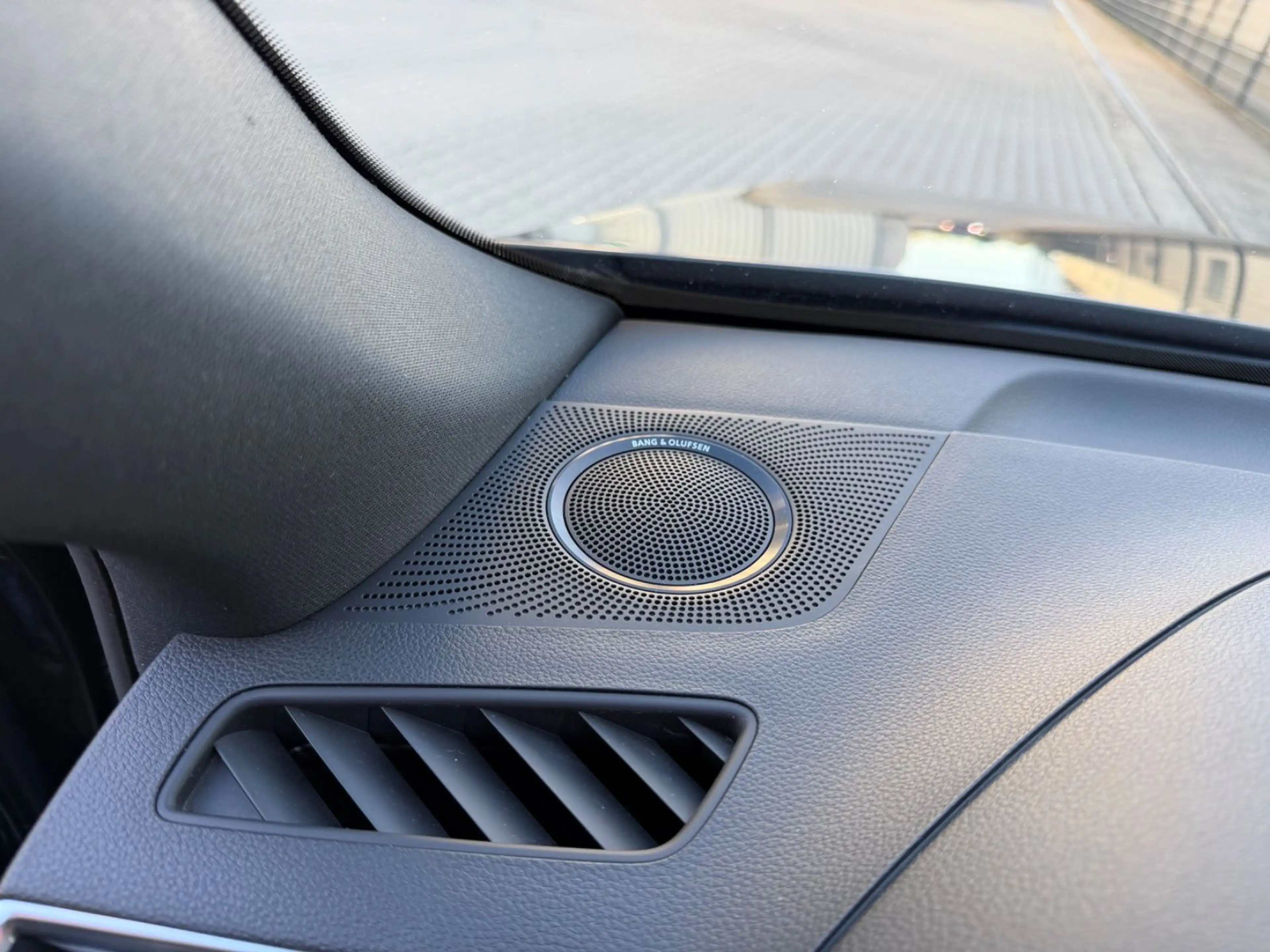 Audi SQ5 3.0 TDI quattro ACC/PANO/B&O/RFK/STANDHEIZ — photo 15