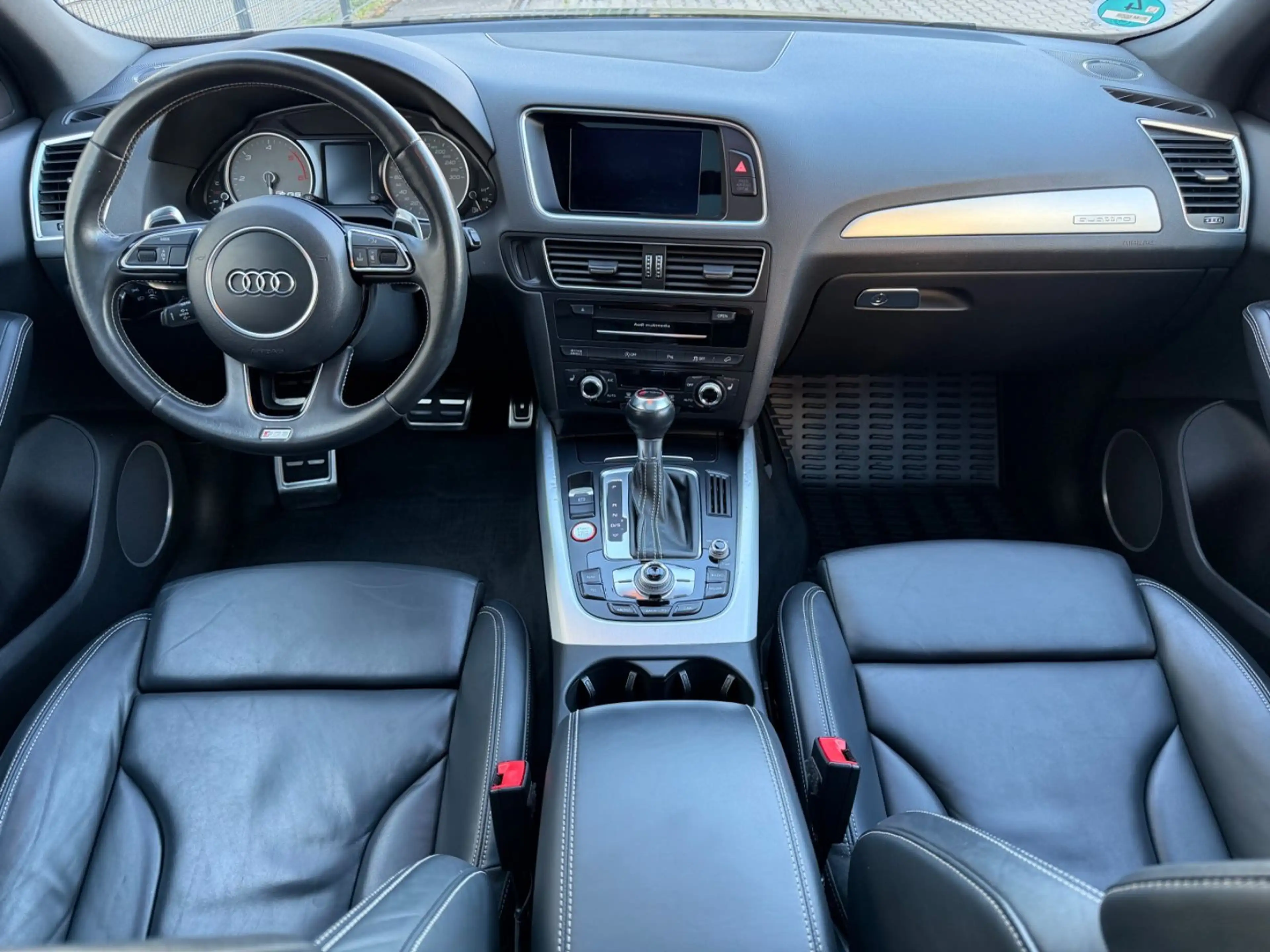 Audi SQ5 3.0 TDI quattro ACC/PANO/B&O/RFK/STANDHEIZ — photo 6
