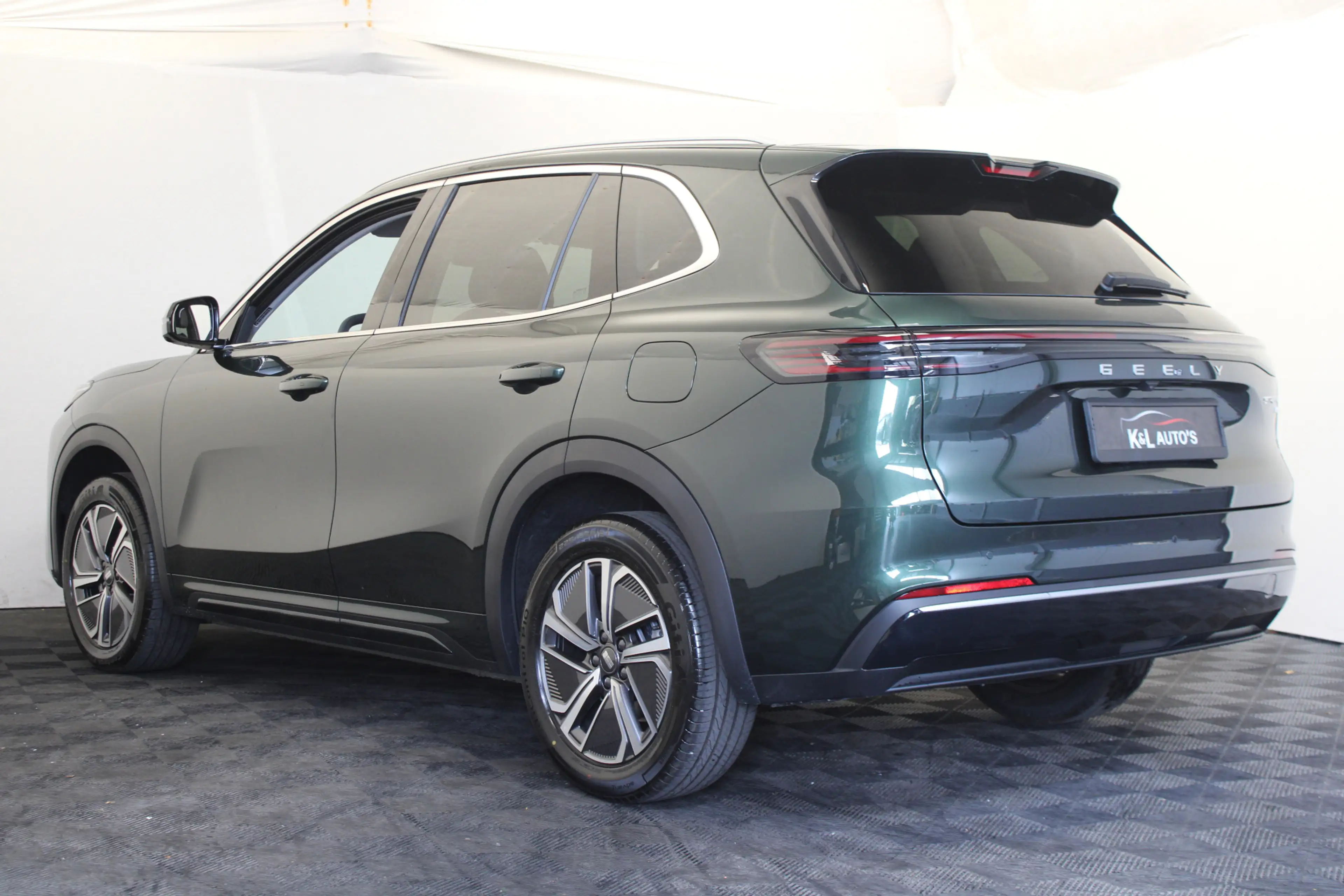 Geely Starray EM-i 1.5 Pro |Plug in Hybrid|83km Elektrisch| — photo 4
