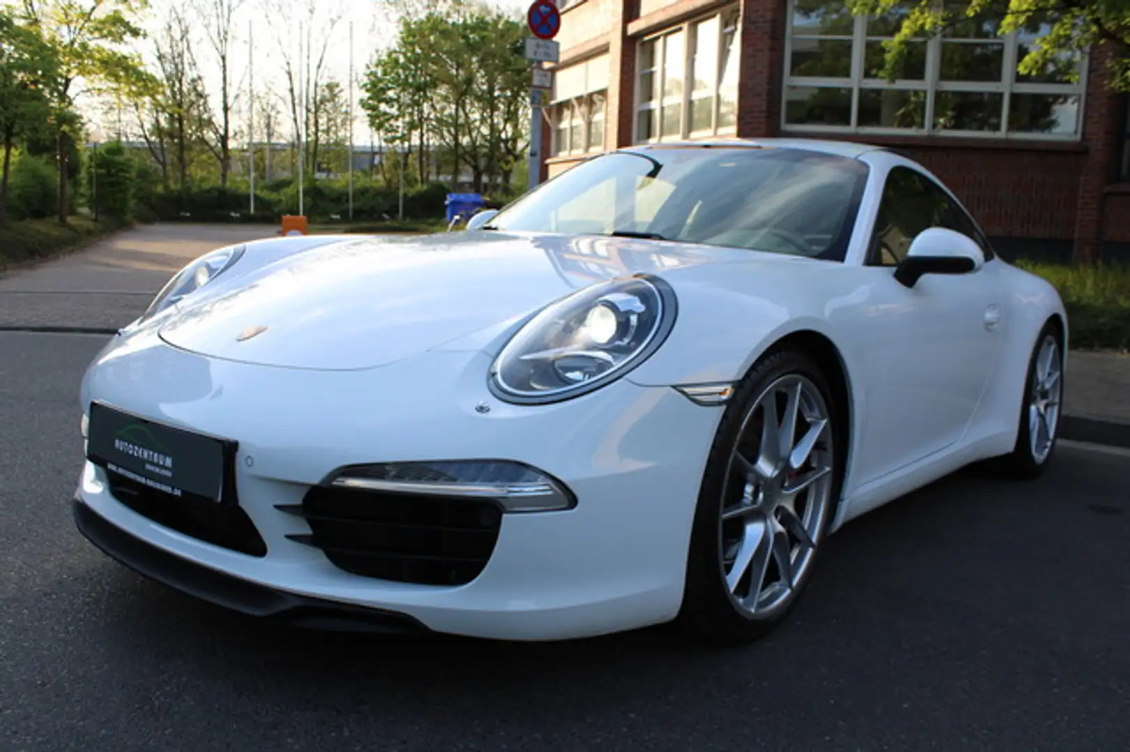 Porsche 991 Carrera S PDK Bose/SportChrono/Schiebedach Bílá - 2