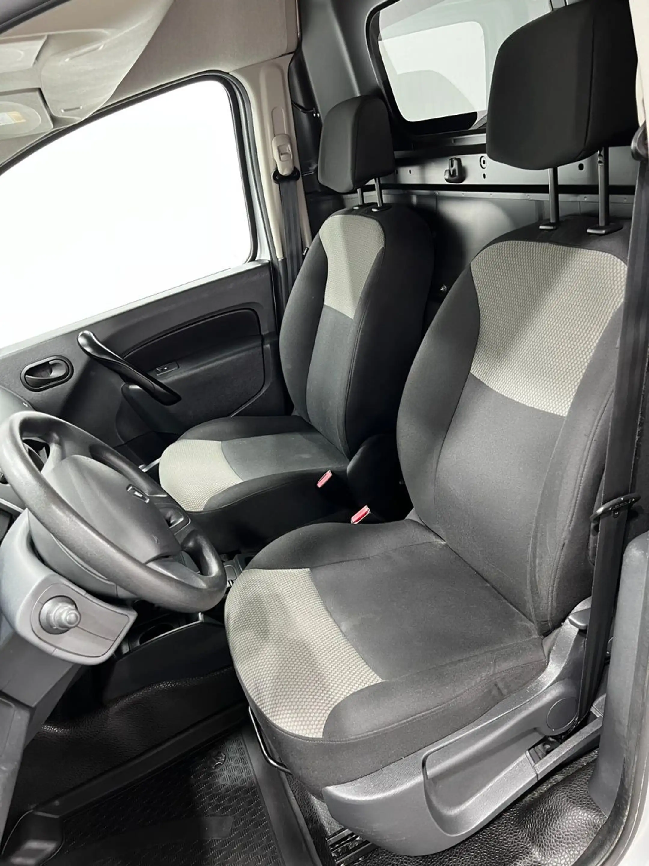 Renault Kangoo KANGOO RAPID 1.5 dCi 110 FAP EXTRA |81kW|AC|MET. — photo 12