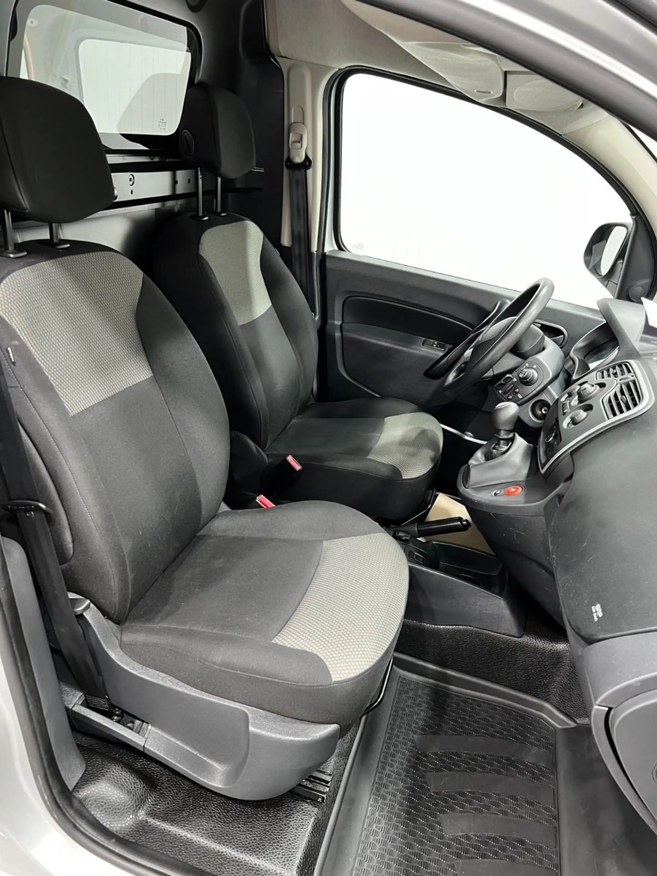 Renault Kangoo KANGOO RAPID 1.5 dCi 110 FAP EXTRA |81kW|AC|MET. — photo 13