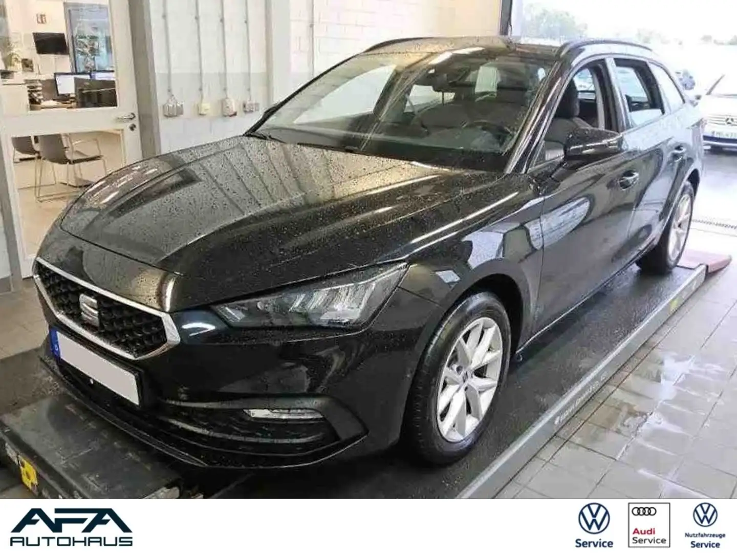 SEAT Leon ST 2.0 TDI STYLE DSG LED*Navi*LHZ*ACC*SHZ Schwarz - 1