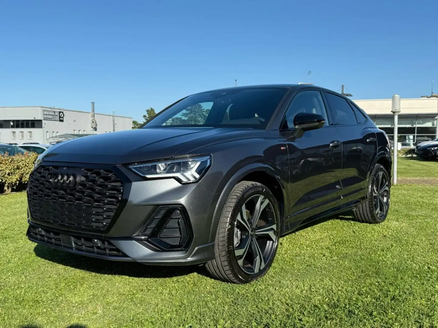 Audi Q3 SPB 35 TDI S tronic S line Black Line NAVI - PELLE Gris - 1