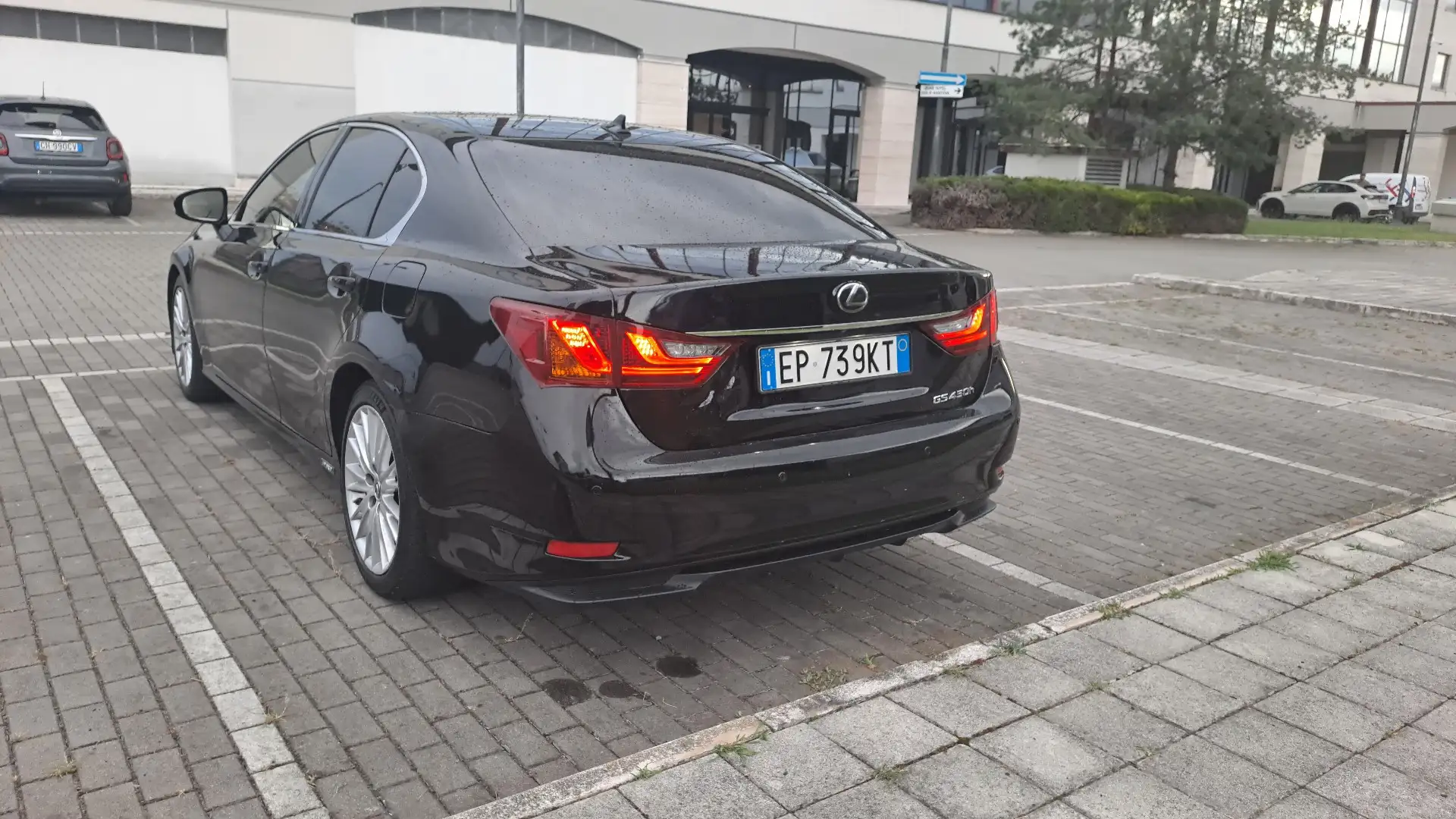 Lexus GS 450h Luxury Line - 2