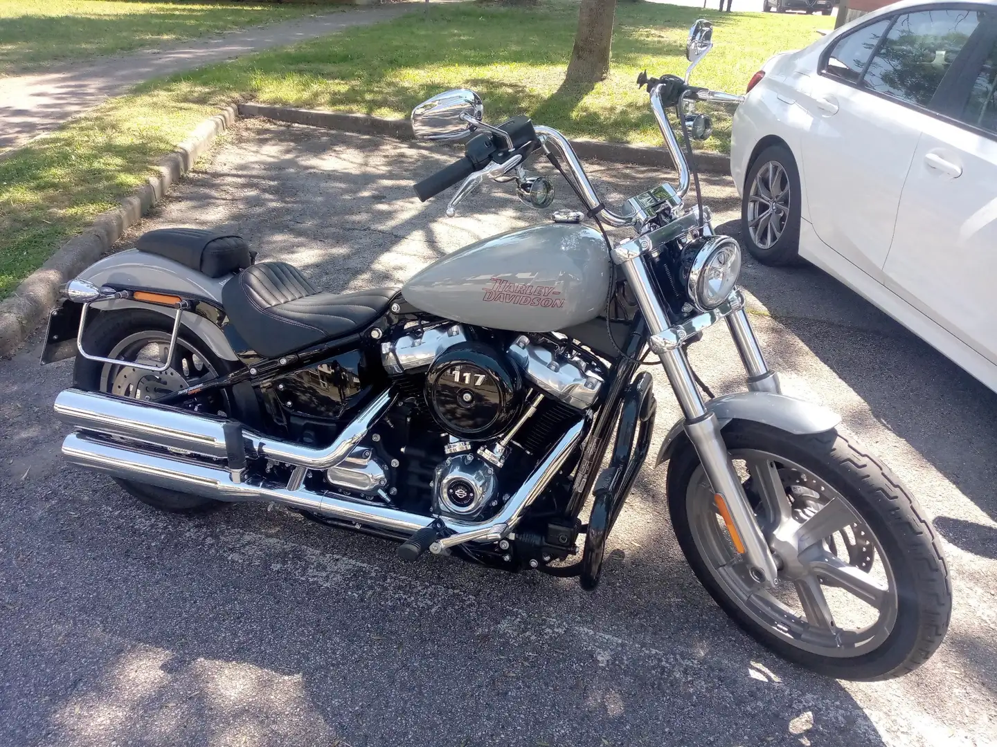 Harley-Davidson Softail standard motore 107 Šedá - 1