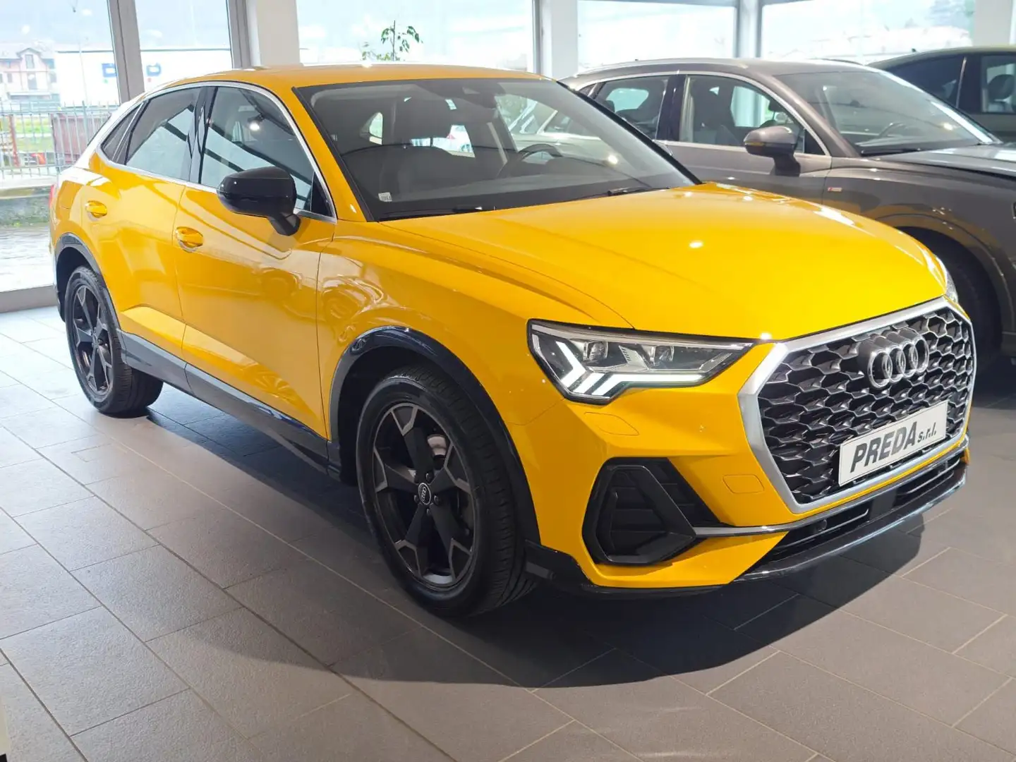 Audi Q3 SPB 35 TDI S tronic Business Plus - 1