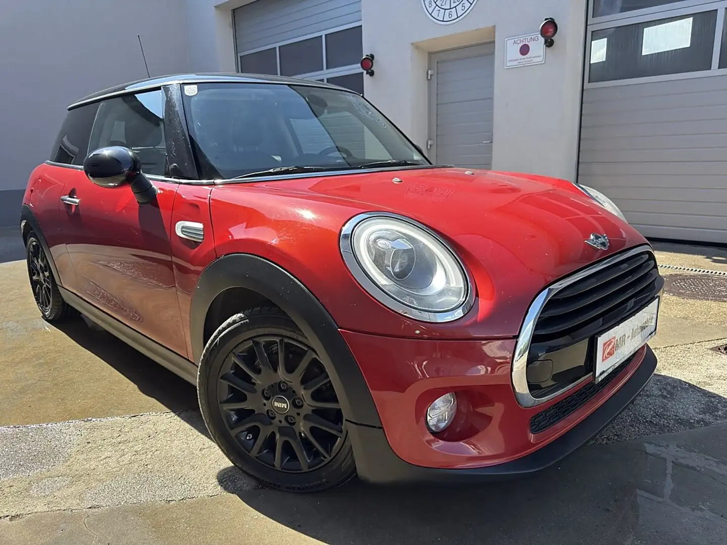 MINI Cooper MINI Hatch Cooper Rot - 1