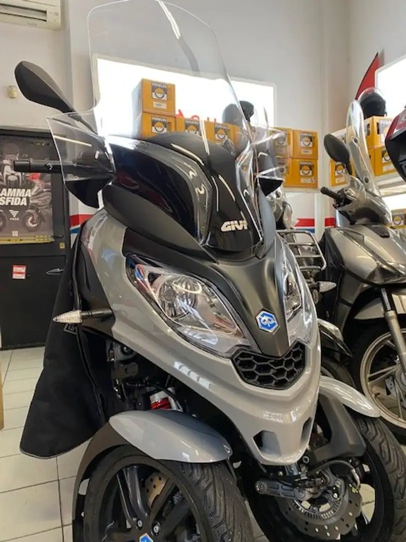 Piaggio MP3 300 sport Grigio - 1