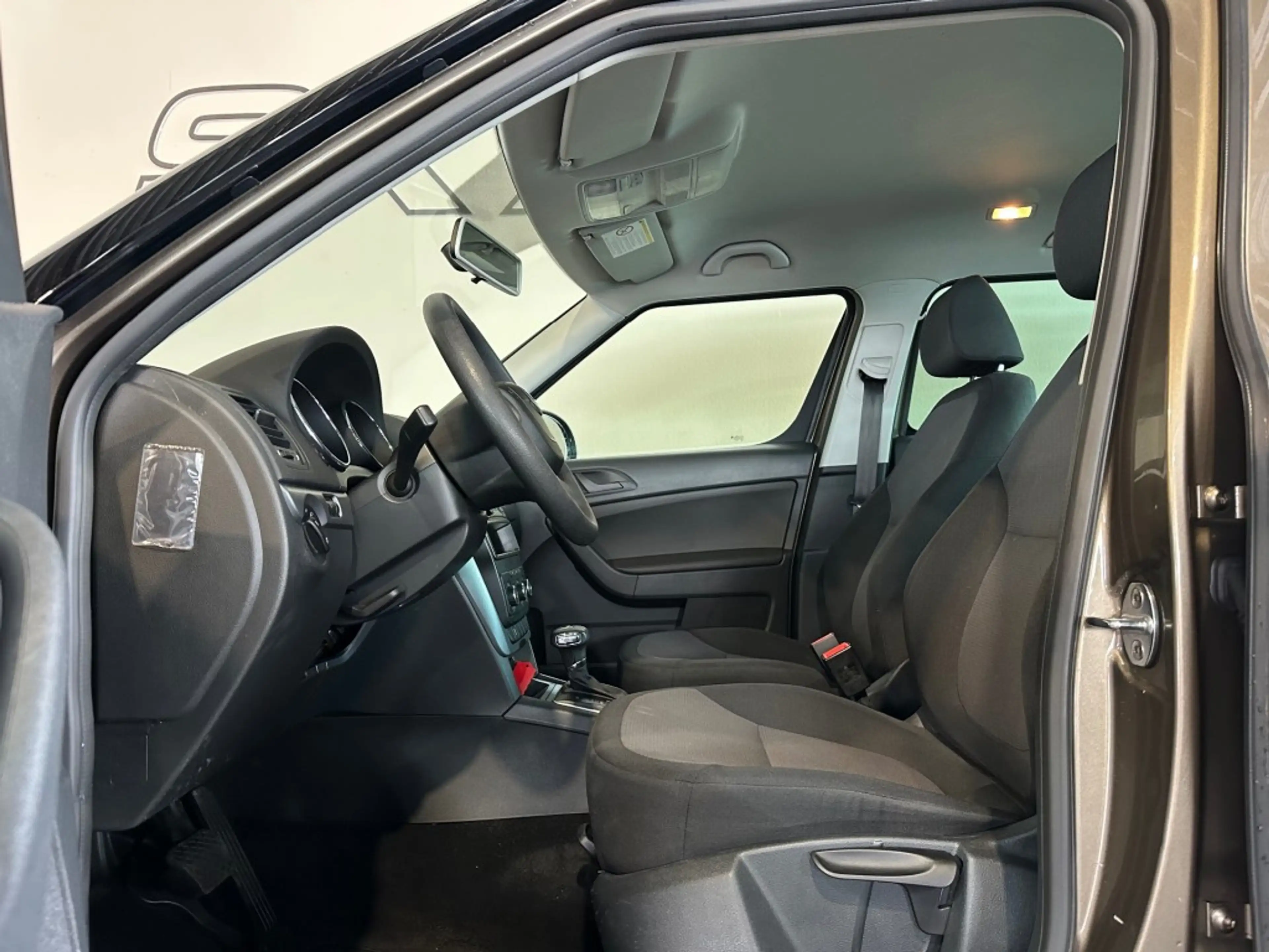 Skoda Yeti 1.2 TSI COMFORT l STOELVERW l AIRCO l AUTOMAAT l — photo 13