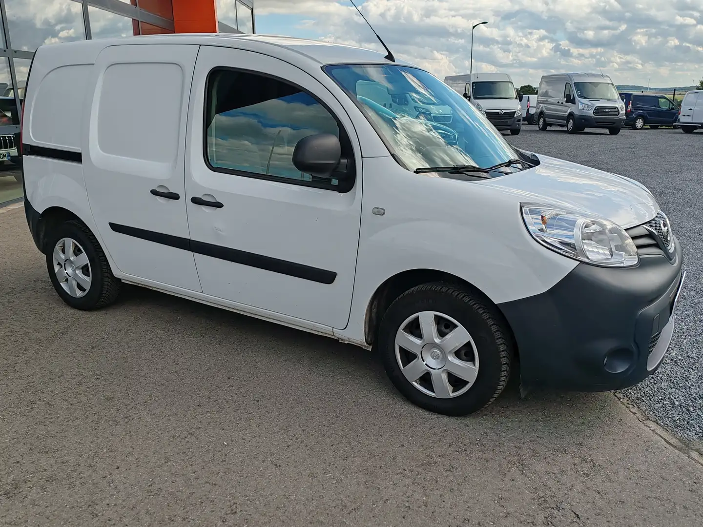 Nissan NV250 L1 NV250 DCI 95 N-CONNECTA 3 places Weiß - 2