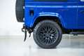 Land Rover Defender 90 Urban - LS3 V8 - Restomod - Ex Jenson Button - Modrá - thumbnail 37