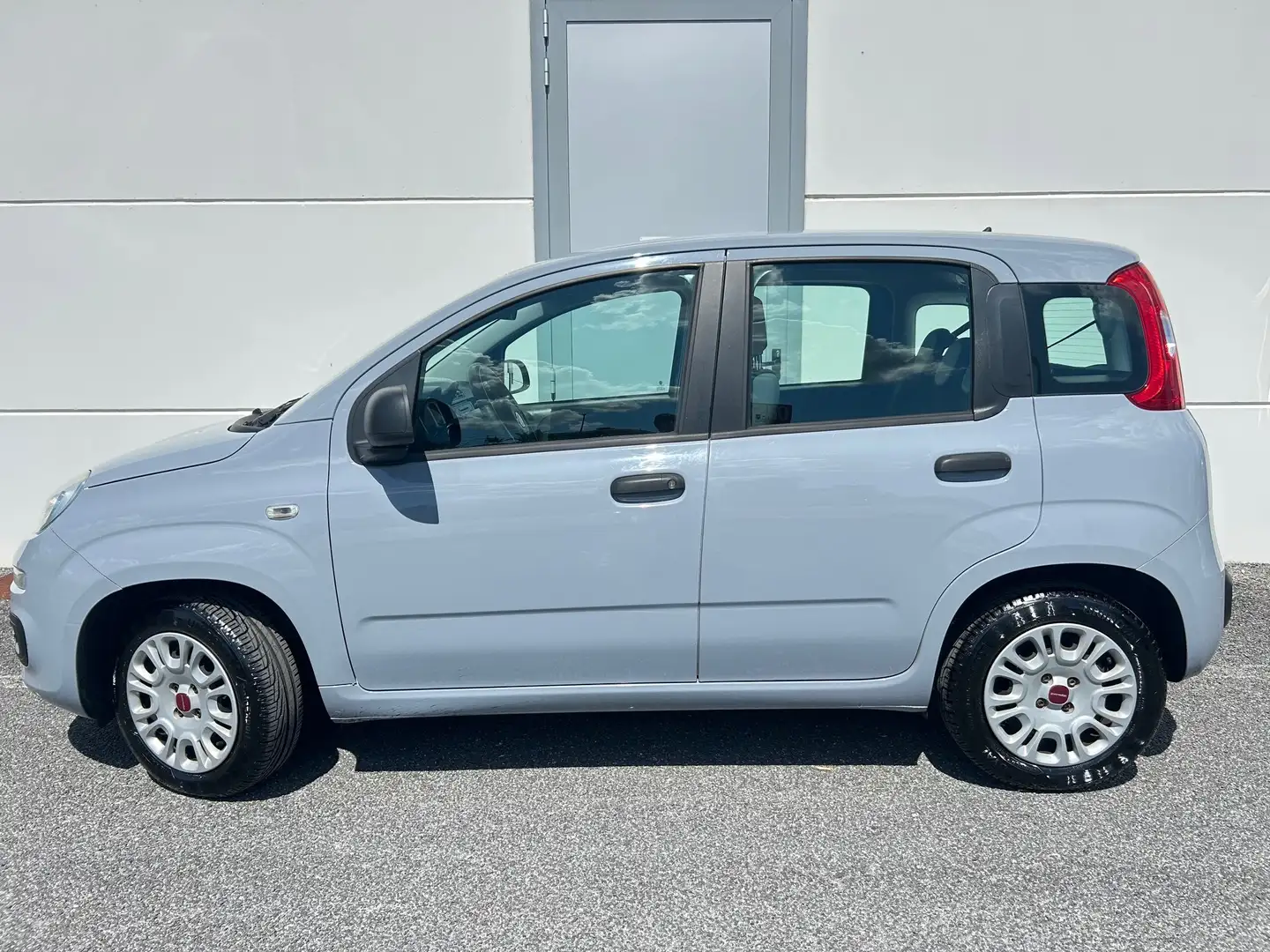 Fiat Panda Panda 1.2 Easy  5 posti Grijs - 2