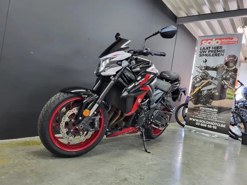 Suzuki GSX-S 750 - foto 8