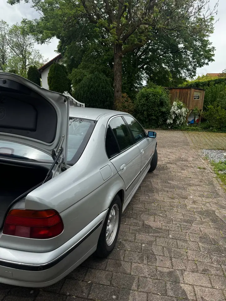 BMW 523 5er 523i, foto 1