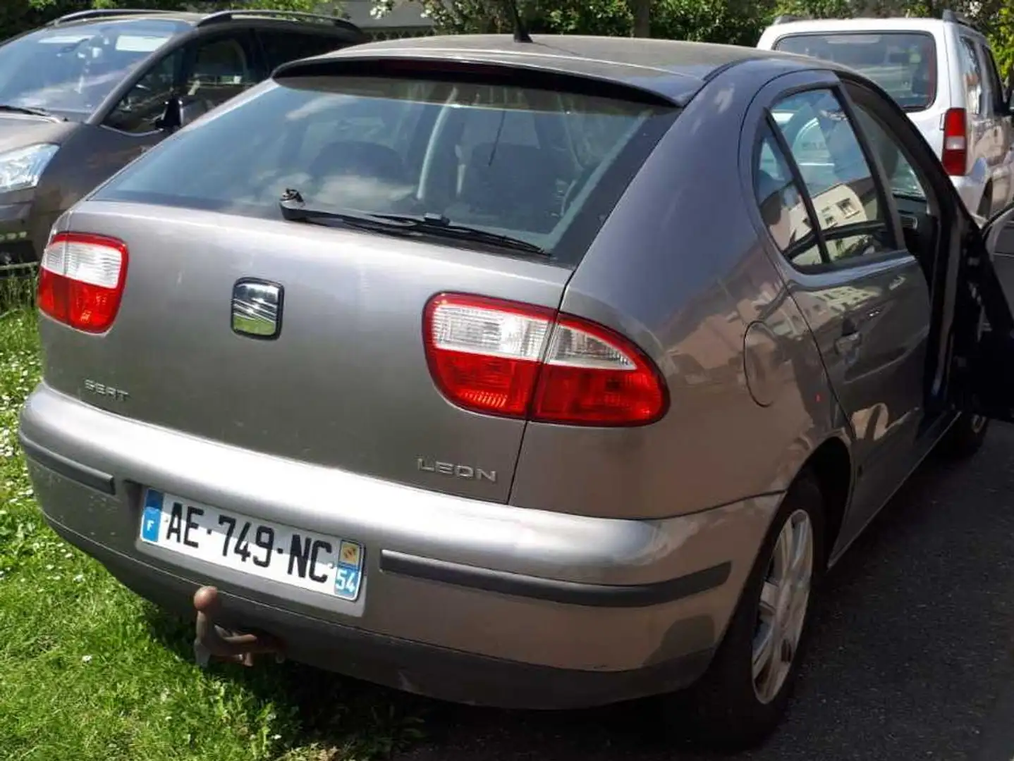 SEAT Leon Leon 1.6i 16V Signo Brun - 2