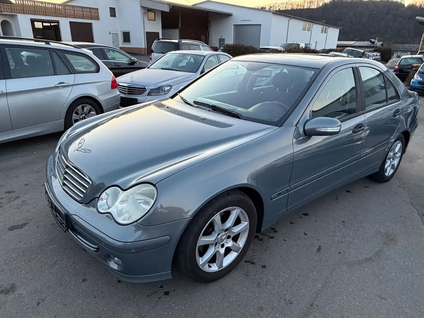 Mercedes-Benz C 220 C Limousine C 220 CDI*NEU*TÜV*AUTOMATIK* Grau - 2