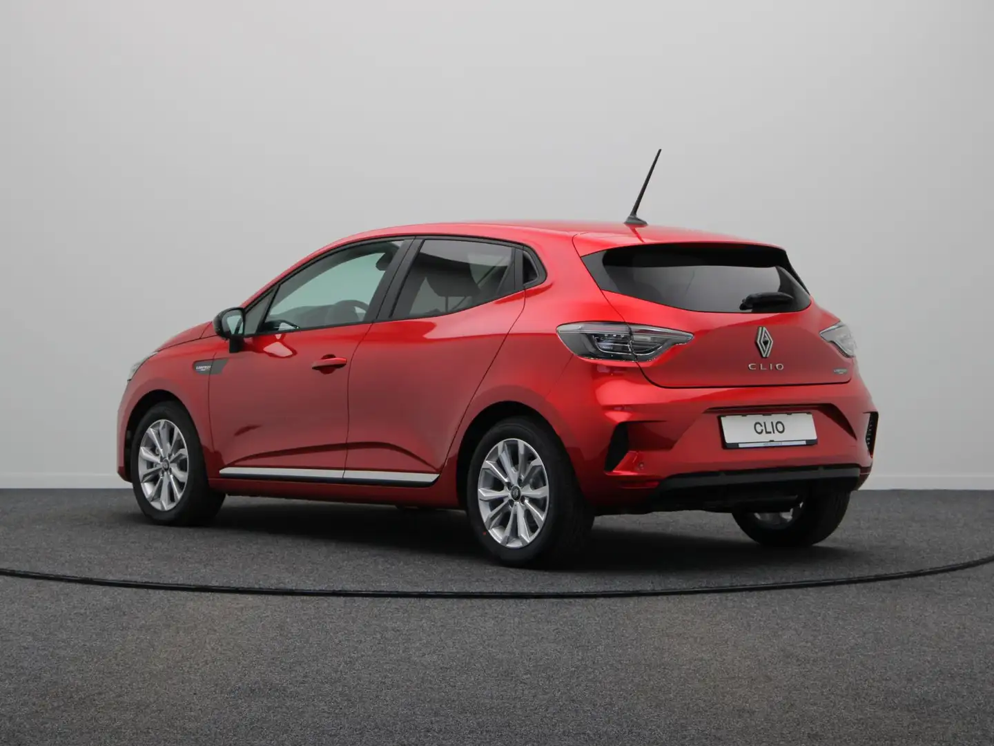 Renault Clio Limited 35 E-Tech Full Hybrid 145 | Uniek bij ABD Rood - 2