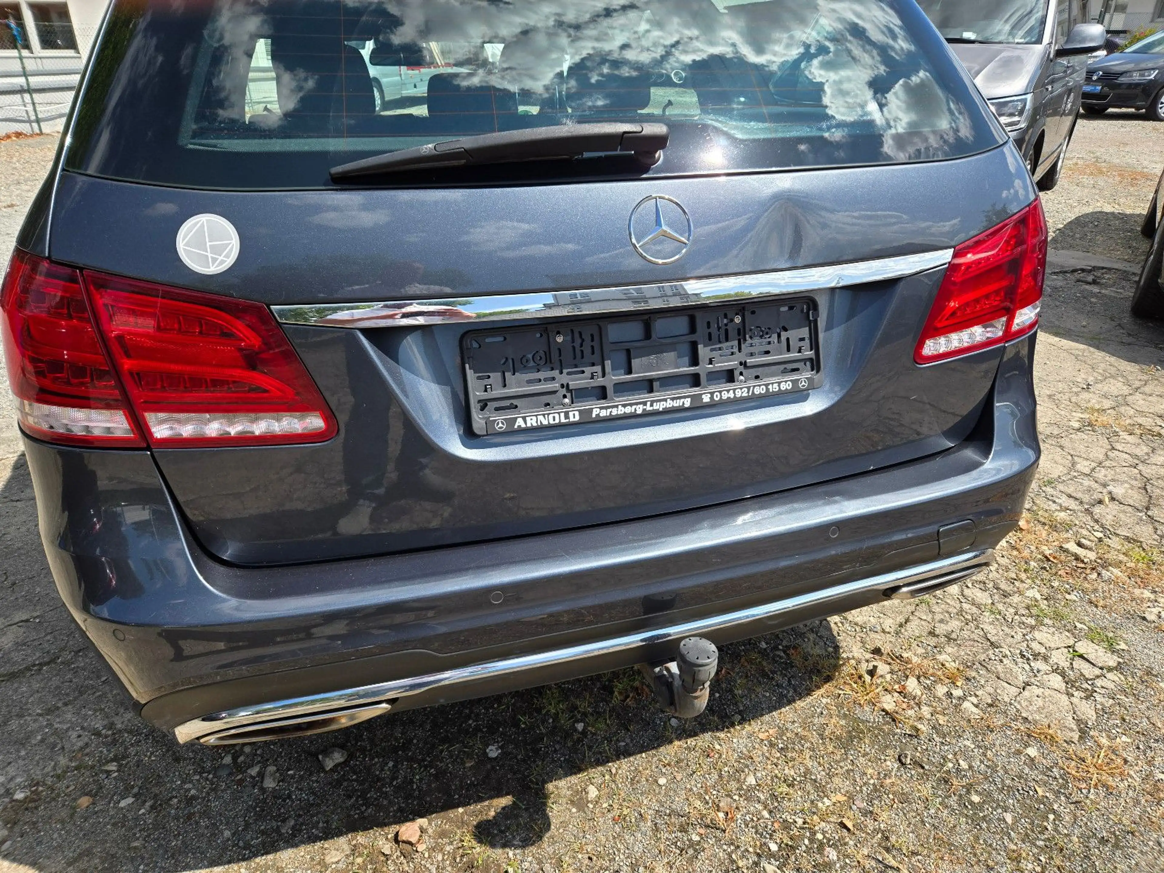 Mercedes-Benz E 250 E T-Modell E 250 CGI AMG — photo 5